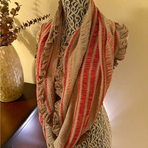 Boho Style Infinity scarf
NWOT - Picture 2 of 2